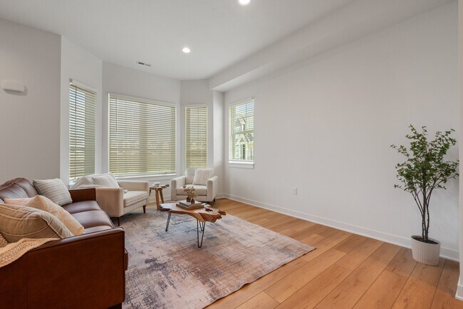 Foto del edificio - 1204 SW Franklin Dr