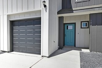 Building Photo - 11302 Clearmine St