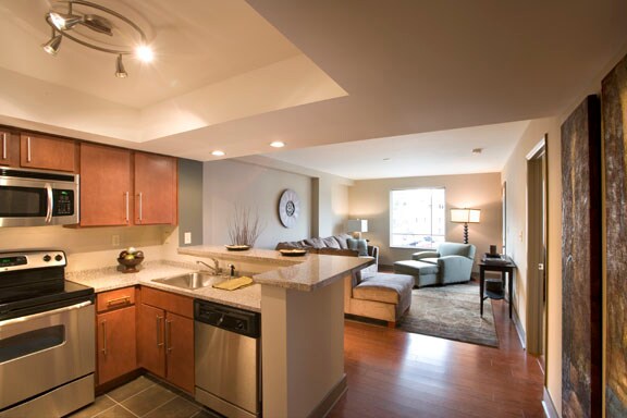 Foto principal - 1735 Lake Ave