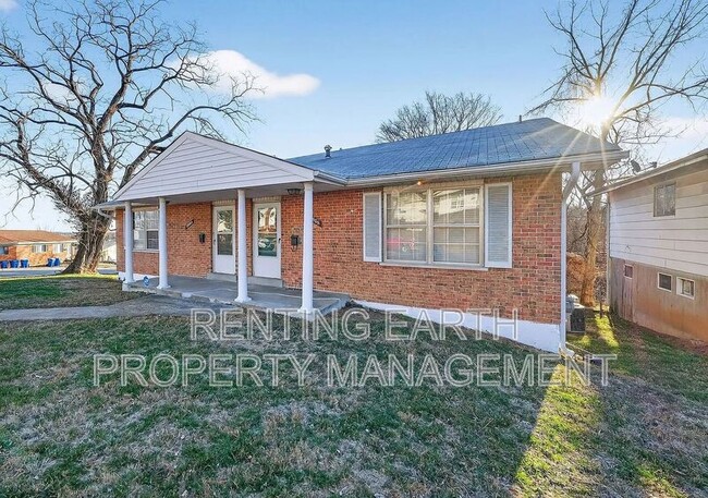 Building Photo - 8908 Scottdale Ave