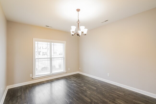 Building Photo - 303 Cadet Ct