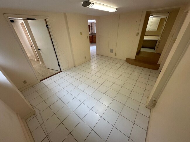 Foto del edificio - Charming Wilhelmina Rise Home with Stunning Diamond Head & Ocean Views