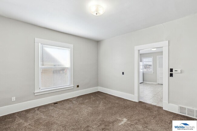 Foto del edificio - 1717 S Water St