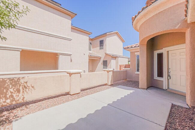 Building Photo - 7024 Diver Ave