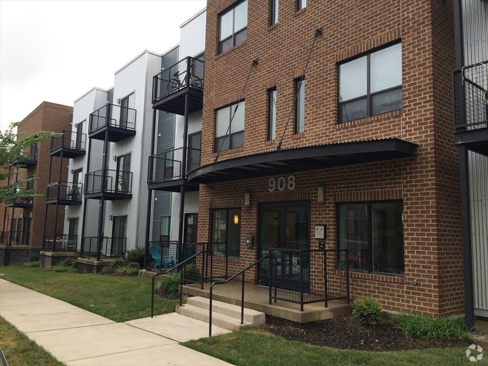 Foto principal - 908 Perry St