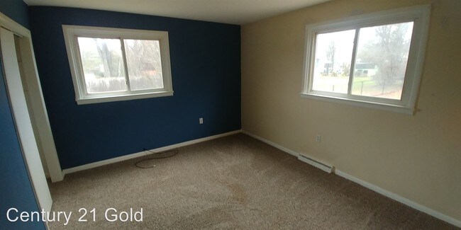 Foto del edificio - 3 br, 1 bath House - 4725 Killian Ave