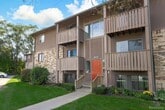 Primary Photo - 8737 Greenwillow St