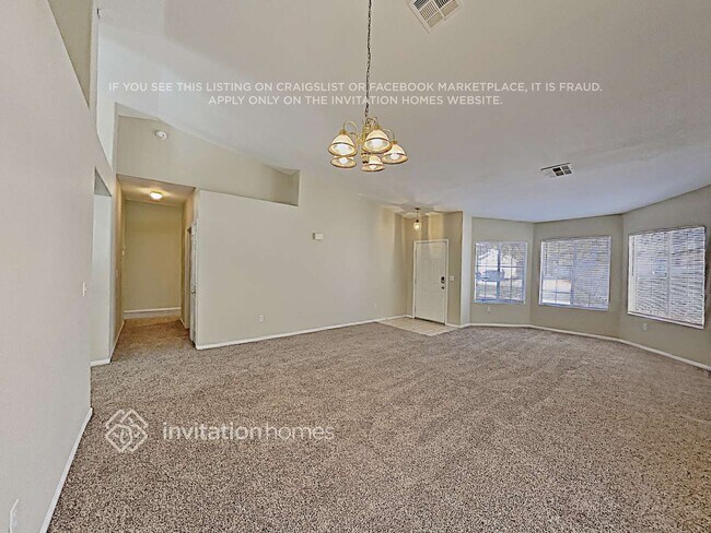 Foto del edificio - 3836 Iverson Ln