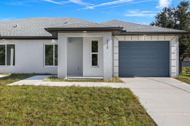 Foto del edificio - 2213 Kenneth Ave S