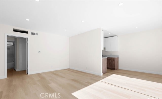 Foto del edificio - 7961 Willis Ave