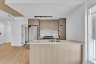 Building Photo - Citizia