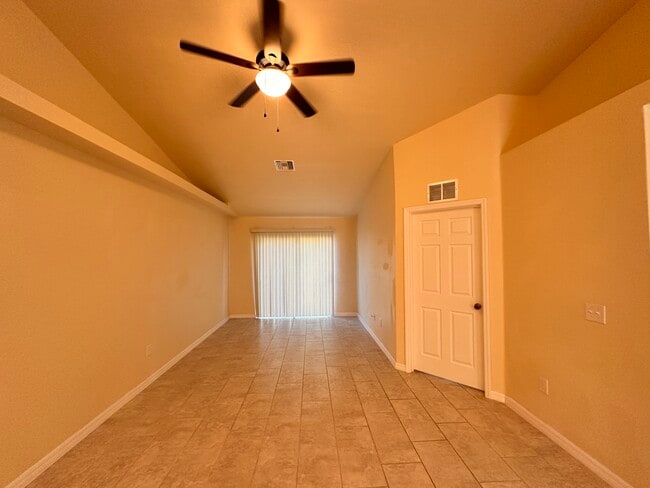 Foto del edificio - 531 SE 5th Pl