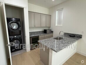 Building Photo - 17306 Canutes Ct