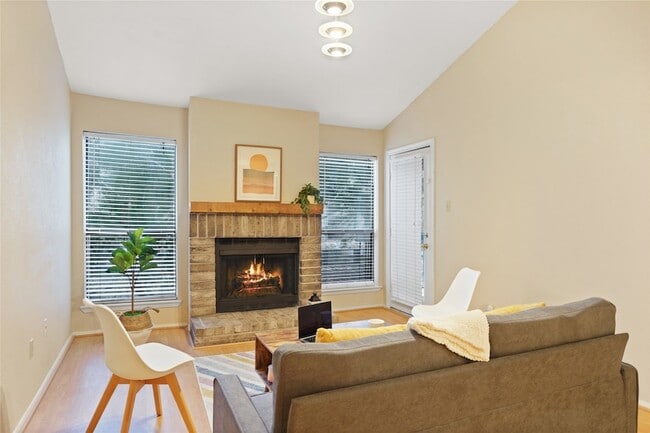 Photo - 7950 N Stadium Dr Apartment