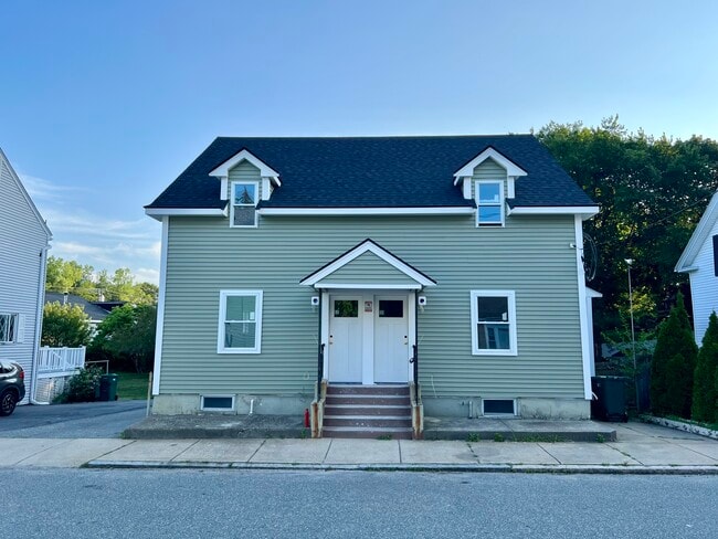 Building Photo - 13 Garfield Ave