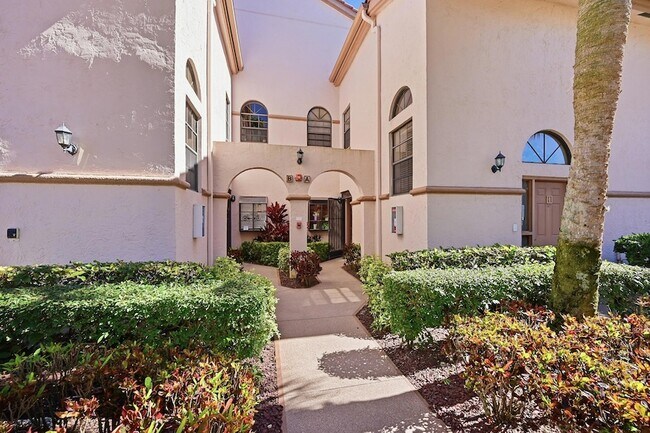 Building Photo - 5187 Europa Dr