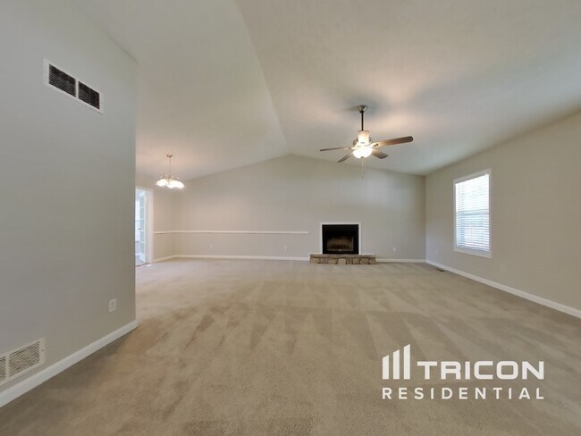 Foto del edificio - 1301 Fairridge Cir SW