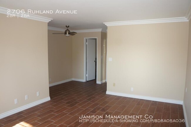 Building Photo - 2706 Ruhland Ave