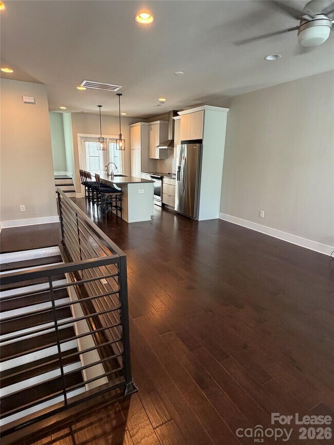 Foto del edificio - 1739 Cannon View Ln