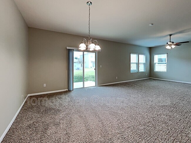 Building Photo - 9077 Kipper Dr