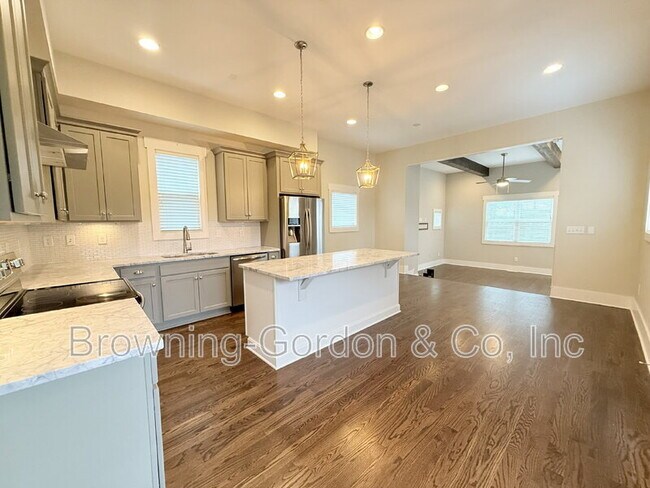 Foto del edificio - 506A Camden Dr