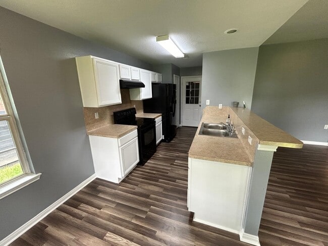 Building Photo - 5878 Chapel Ln