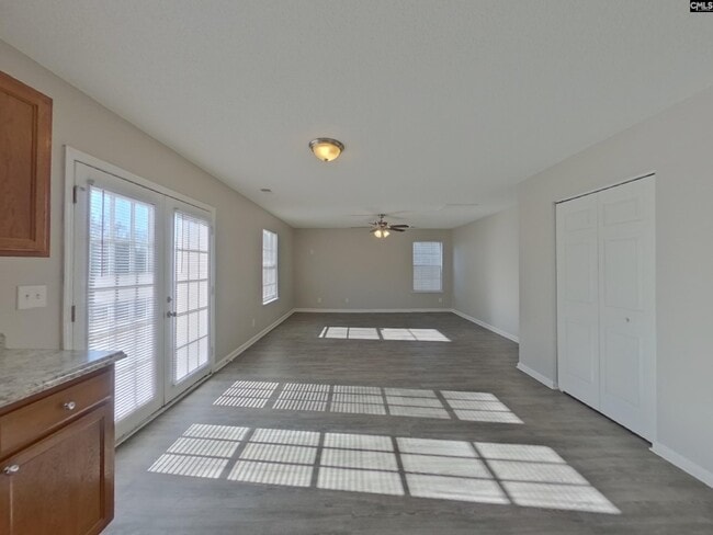 Foto del edificio - 482 Fox Trot Dr