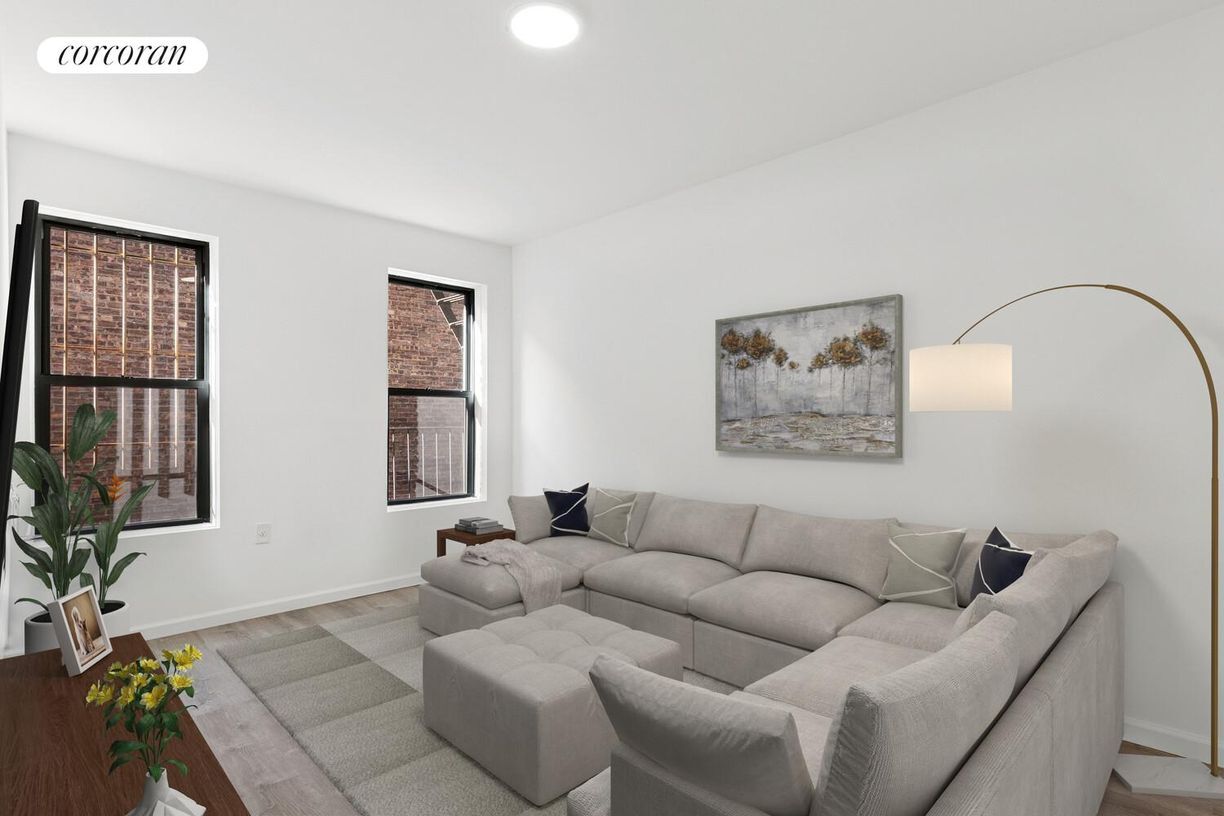 Primary Photo - 201 W 108th St