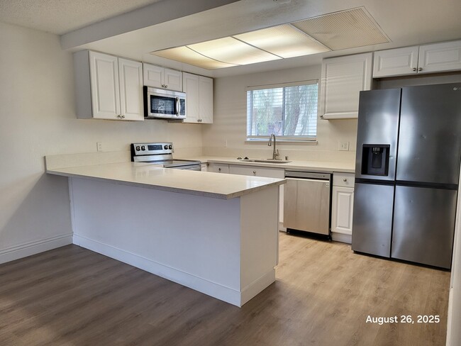 Building Photo - 4530 Sparky Dr