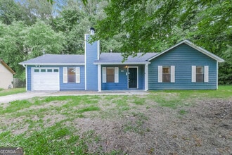 Building Photo - 145 Lynda Ln