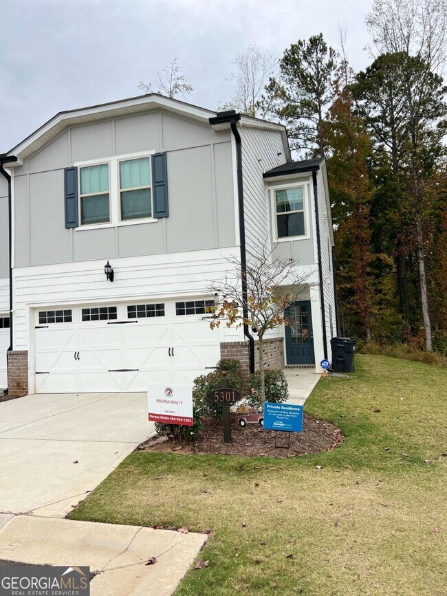 Foto del edificio - 5301 Glade Park Dr