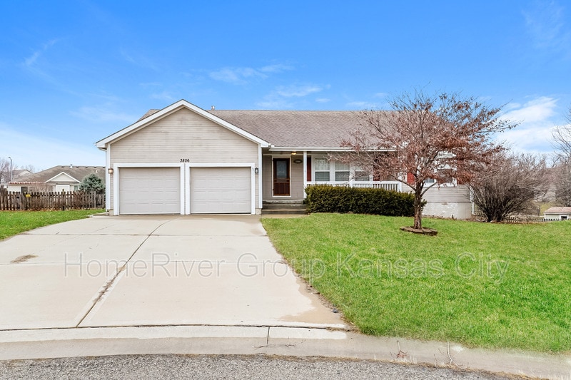 Primary Photo - 3806 Lexington Ct