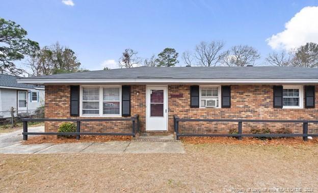 Primary Photo - 2305 Emily St