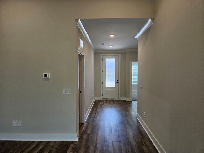 Building Photo - Brand new 3 bedroom 2 bath home in the Sou...