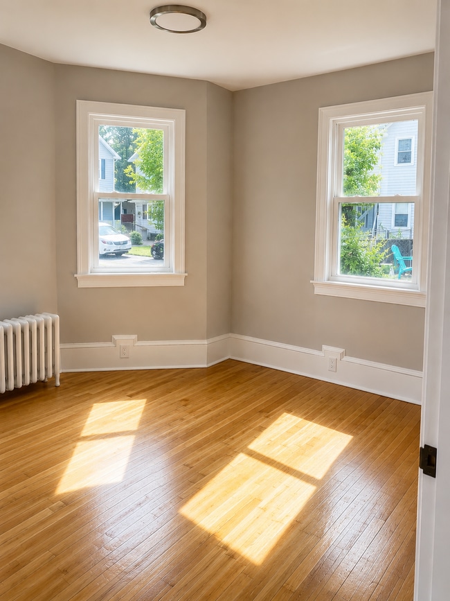 Building Photo - 237 Boylston St