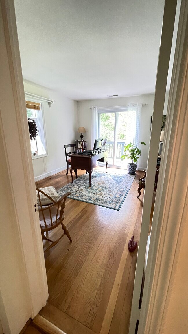Dormitorio 2 u oficina - 1138 Swinks Mill Rd