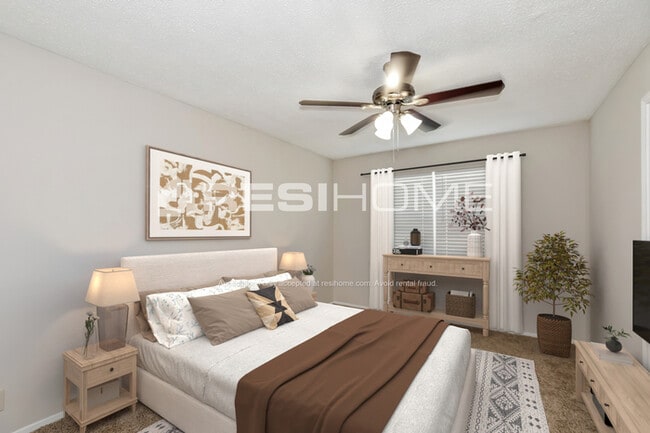 Building Photo - 12516 Spring Branch Dr