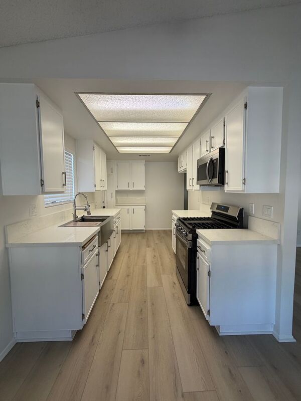 Building Photo - 28244 Encanto Rd