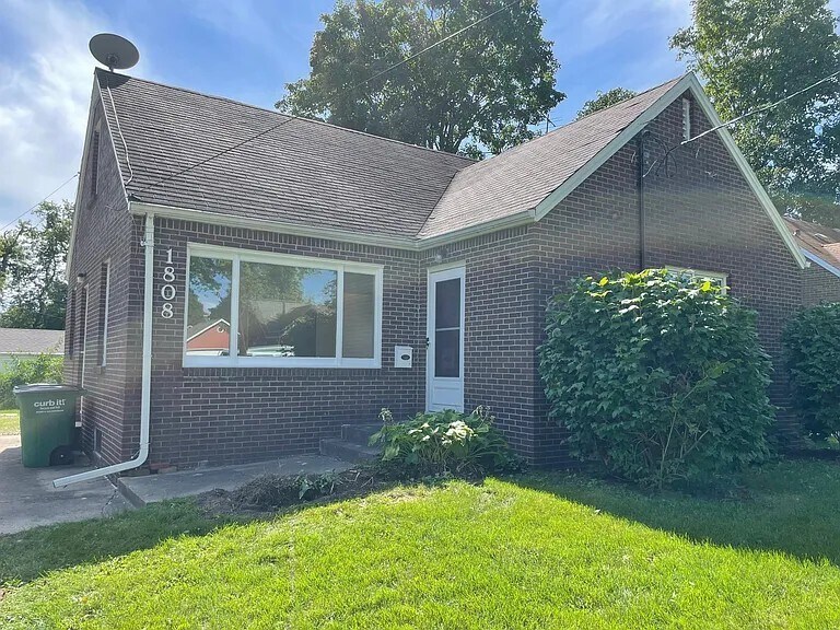 Foto principal - 1808 Elm St