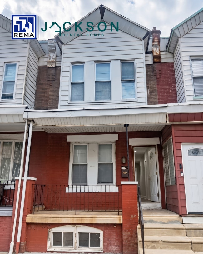 Photo - 846 S Alden St, House