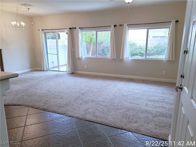 Foto del edificio - 8654 Traveling Breeze Ave