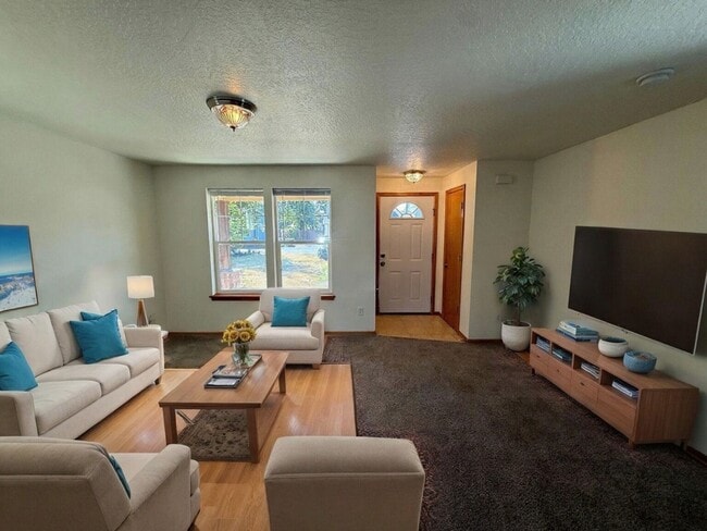 Foto del edificio - 6810 Aster St