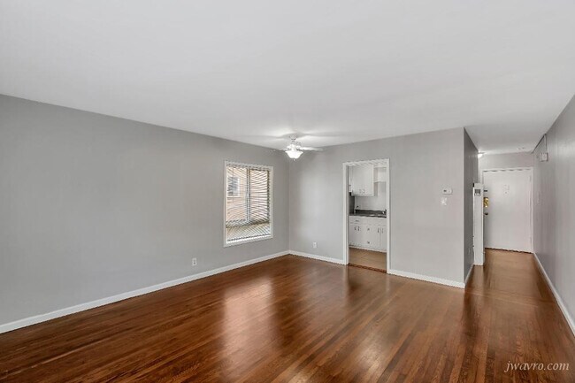 Building Photo - 80 Terra Vista Ave