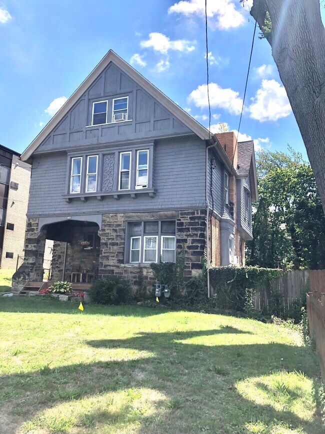 Photo - 43 S Fremont Ave Townhome