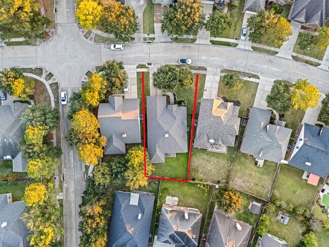 Building Photo - 5123 Shadow Breeze Ln