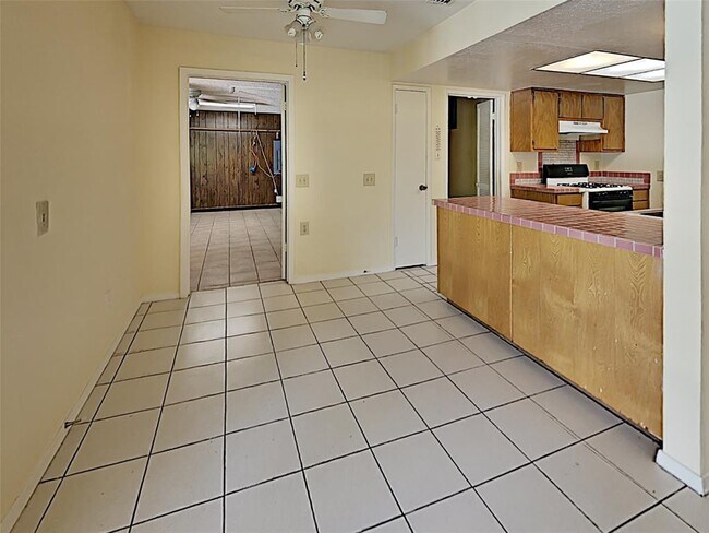 Building Photo - 3730 O Henry Dr
