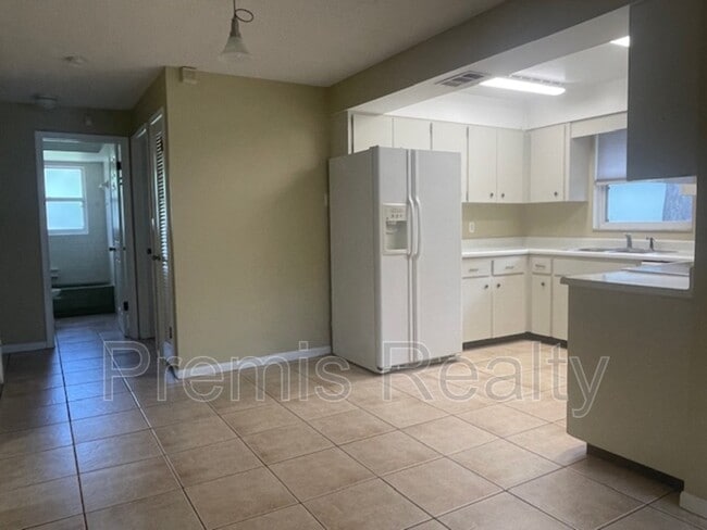 Foto del edificio - 1310 Amble Ln