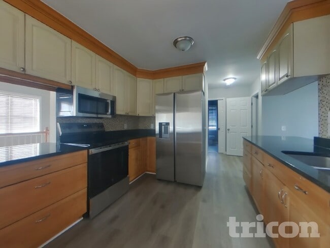 Foto del edificio - 1614 Thomas Rd