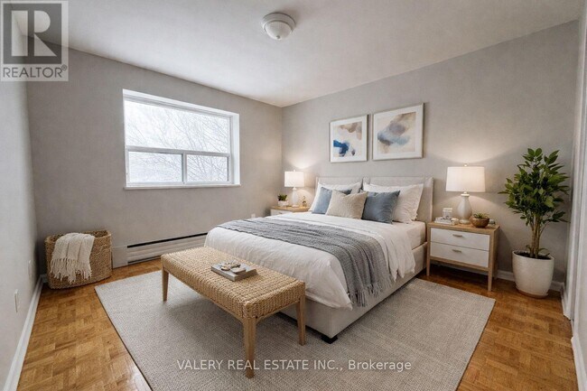 Photo du bâtiment - 1780 Lawrence Ave E