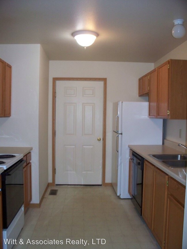 Building Photo - 2451 Wheeler Dr